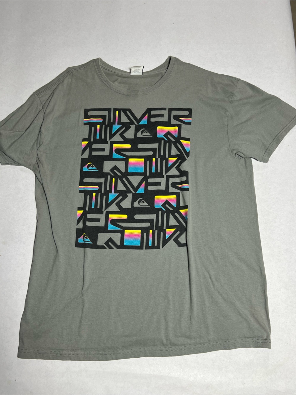 Vintage Quiksilver Tshirt size XL